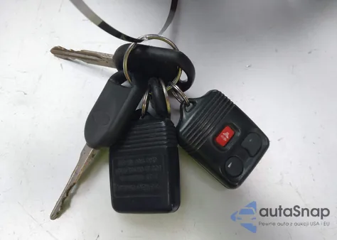 2005 Ford F150 Supercrew from USA, damaged, VIN 1FTRW12W15KE64553